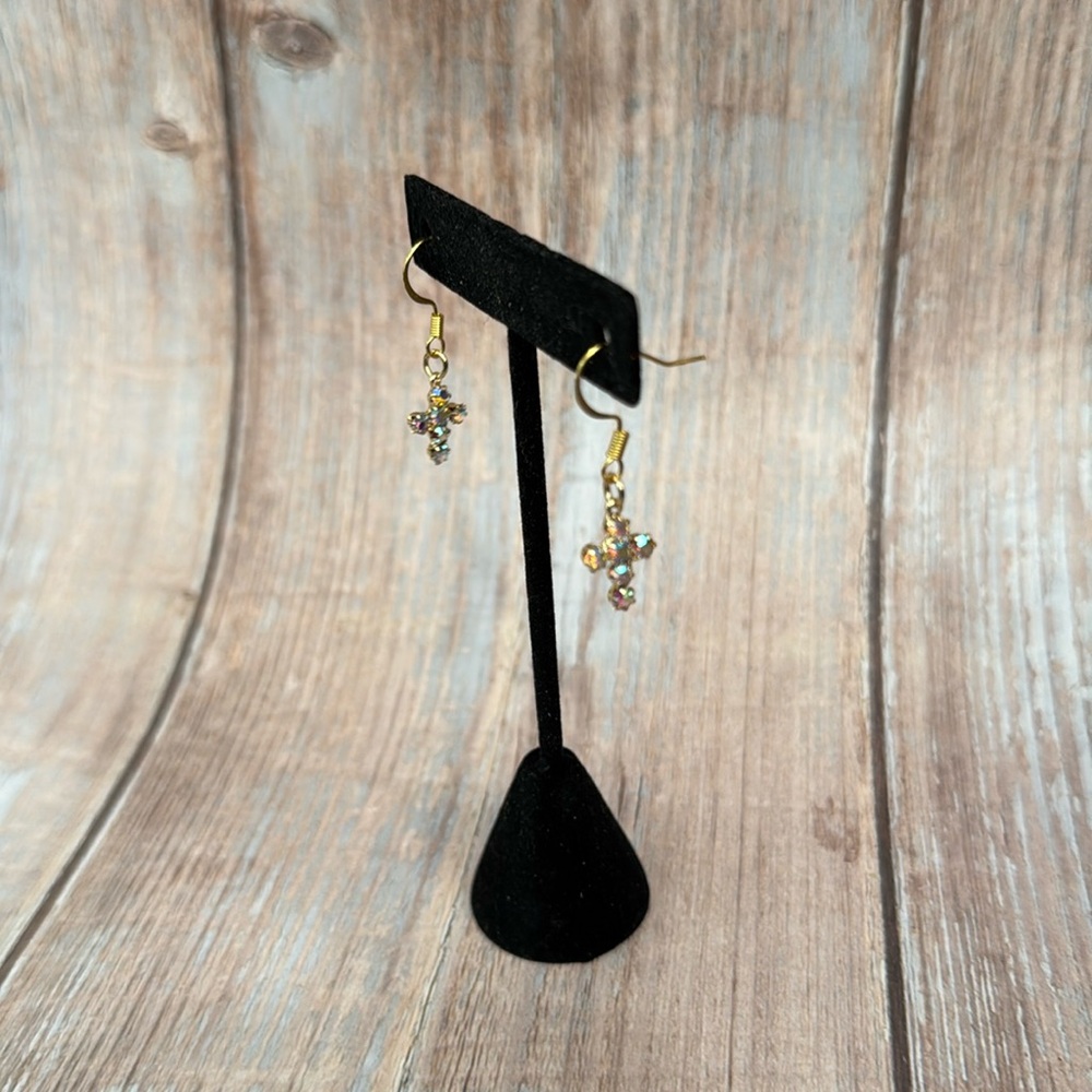 NEW Handmade 1 1/2” Gold and Rhinestone Earrings Item #PHK100